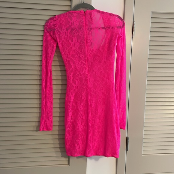 Lace Skims Dress - Picture 9 of 10